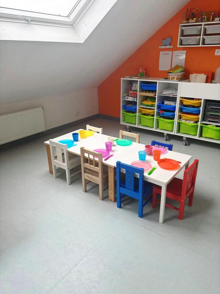 coin repas et coin d'activité